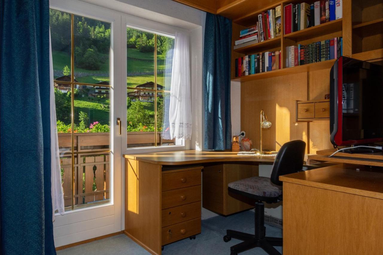 Ferienwohnung Elfriede Hopfgarten in Defereggen エクステリア 写真